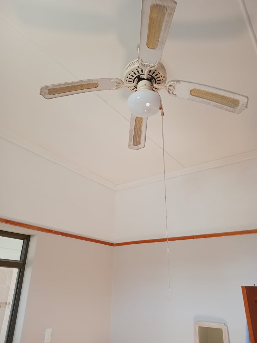 3 Bedroom Property for Sale in Cambridge Eastern Cape